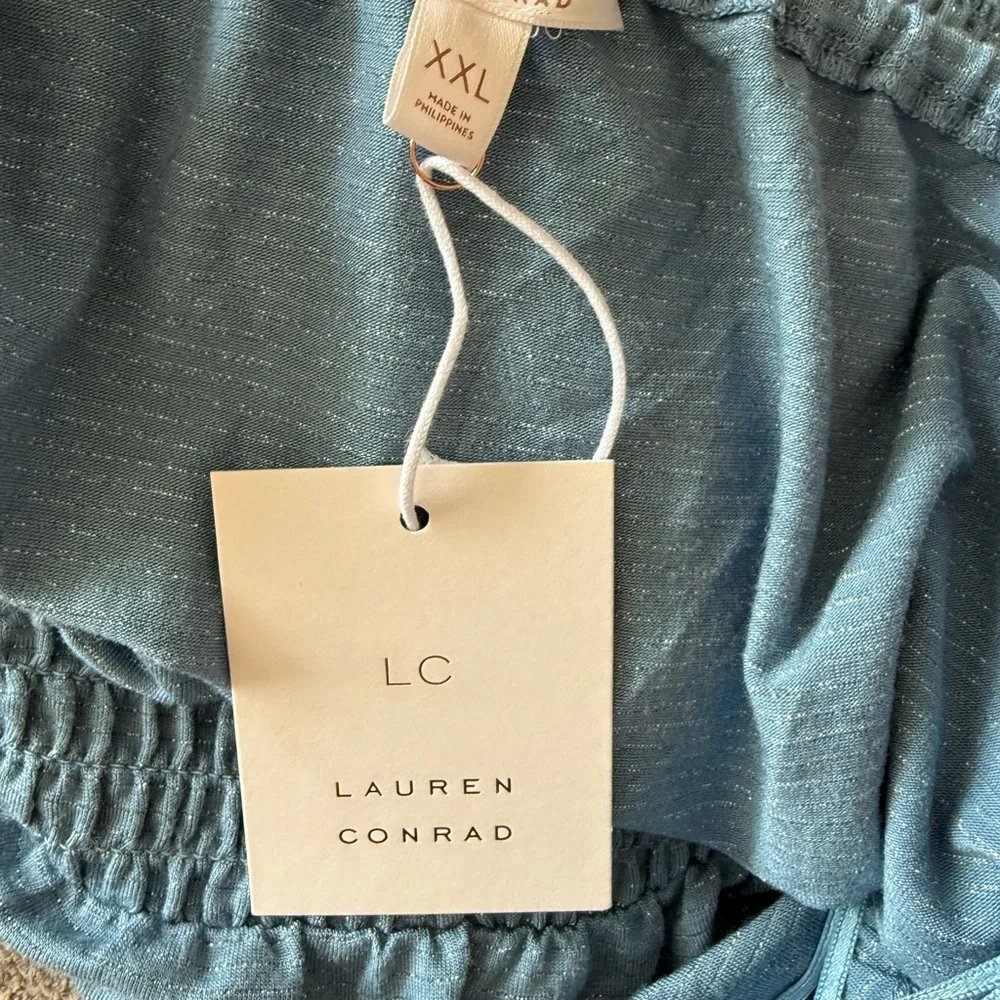 Lauren conrad XXL or 2x long sleeve lightweight top peplum stretchy blue silver - Picture 7 of 8